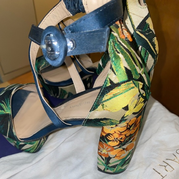 Stuart Weitzman
Women's green Botanic Jacquard block heel sandals - Picture 5 of 14